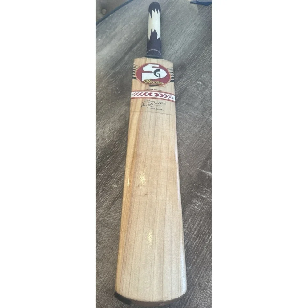 Signed Sunil Gavaskar Sunny Gold Blaster Limited Edition Cricket Bat